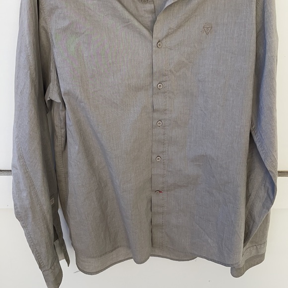 Guess Men's Button Down Shirt - Picture 3 of 4